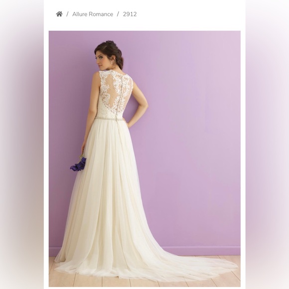 Never worn or altered - Allure Bridal Gown. Size 12 - Picture 5 of 6